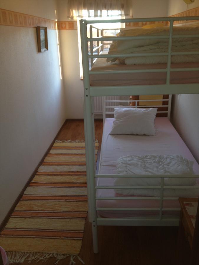 Dala-Jaerna Hotell Och Vandrarhem Chambre photo